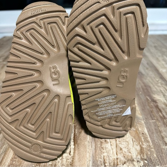 UGG Australia Toddler Bailey Bow II Galactic Print Boots Size 11 Multicolor NEW - Picture 7 of 8